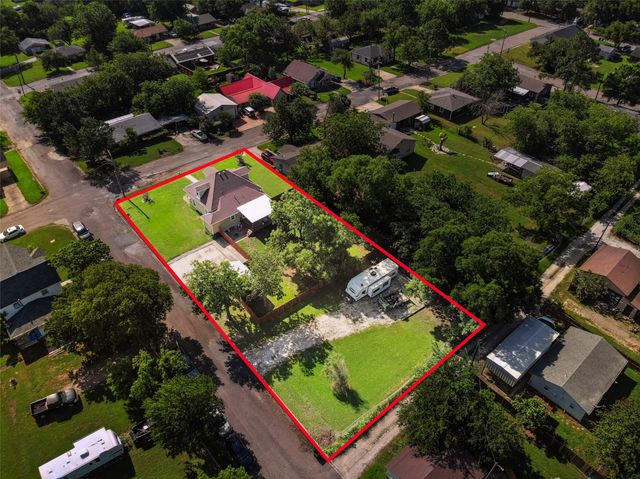 115 D Street, Whitesboro, TX 76273