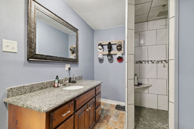 115 D Street, Whitesboro, TX 76273