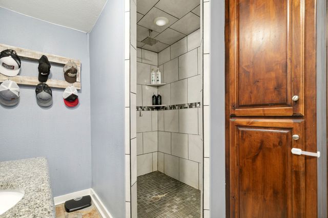 115 D Street, Whitesboro, TX 76273