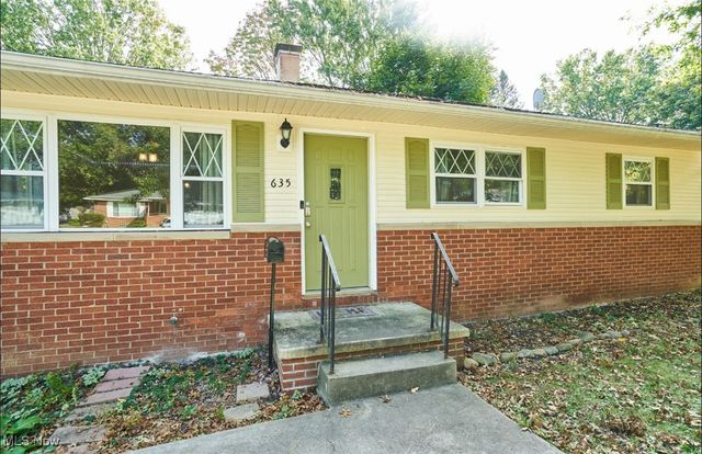 635 N Hawkins Avenue, Akron, OH 44313