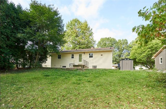 635 N Hawkins Avenue, Akron, OH 44313