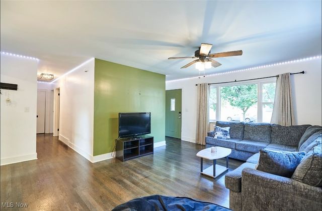 635 N Hawkins Avenue, Akron, OH 44313