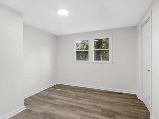 915 Old Melvin Hill Road, Campobello, SC 29322