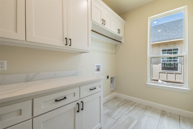2719 Sycamore Court, Granbury, TX 76048