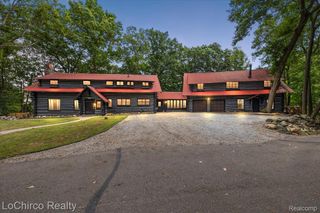 8646 Thendara Boulevard, Independence Charter Township, MI 48348