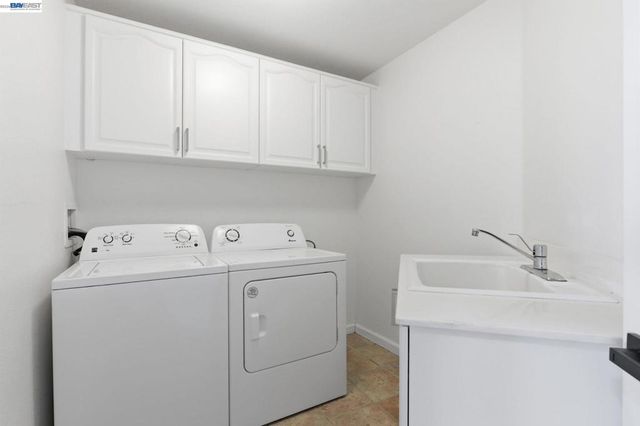 5630 Highcrest Ct, Pleasanton, CA 94588