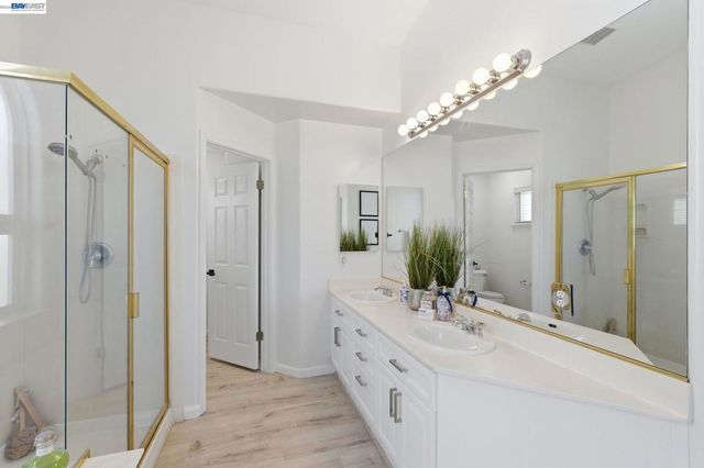 5630 Highcrest Ct, Pleasanton, CA 94588