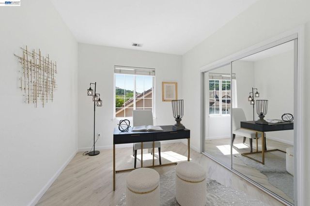 5630 Highcrest Ct, Pleasanton, CA 94588