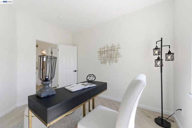 5630 Highcrest Ct, Pleasanton, CA 94588