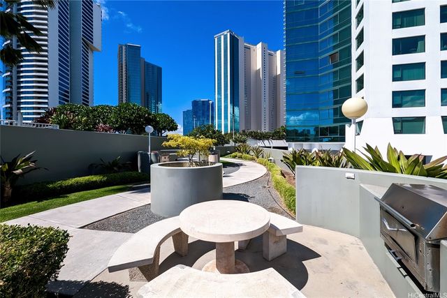 88 Piikoi Street 2309, Honolulu, HI 96814