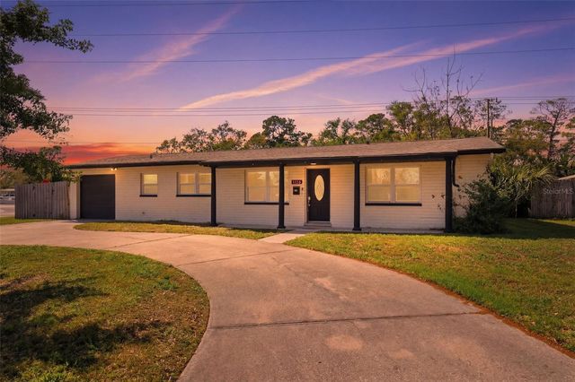 7700 15TH WAY N, St Petersburg, FL 33702