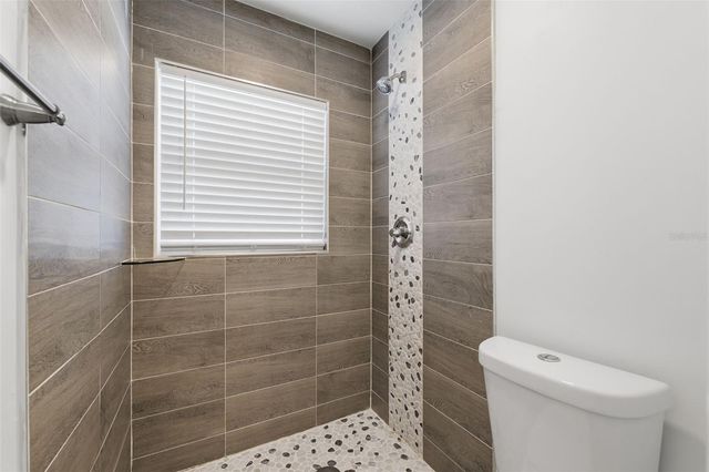 7700 15TH WAY N, St Petersburg, FL 33702