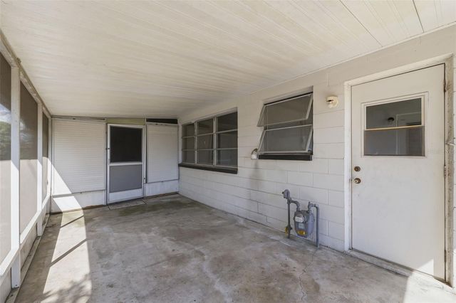 7700 15TH WAY N, St Petersburg, FL 33702