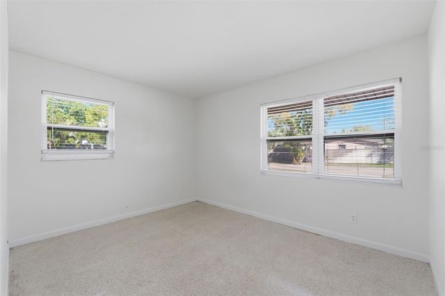 7700 15TH WAY N, St Petersburg, FL 33702