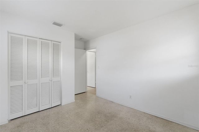 7700 15TH WAY N, St Petersburg, FL 33702