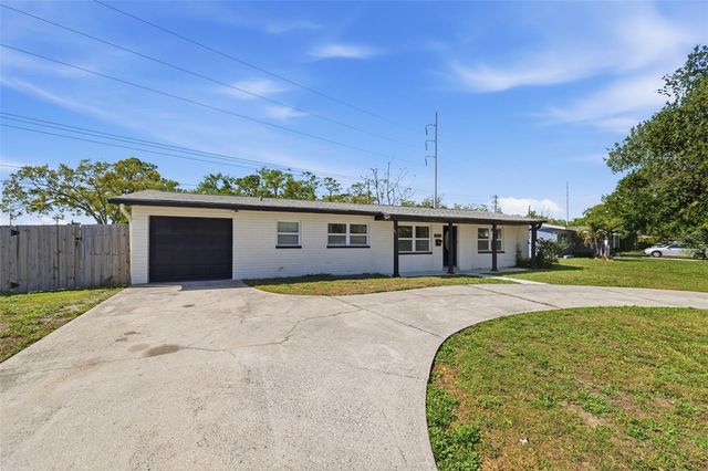 7700 15TH WAY N, St Petersburg, FL 33702