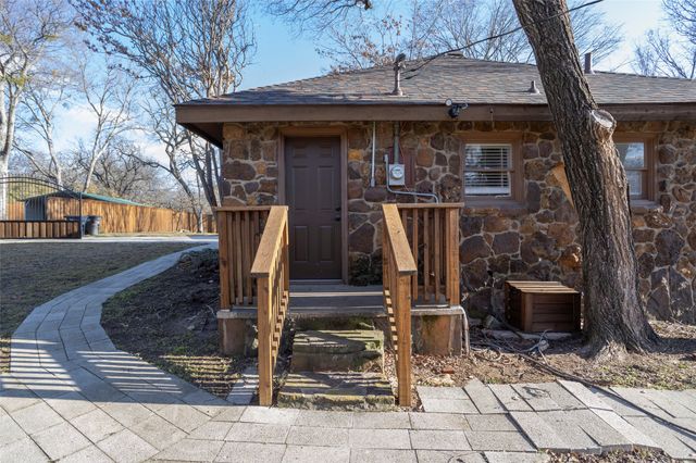 4875 E Williams Spring Road, Fort Worth, TX 76135