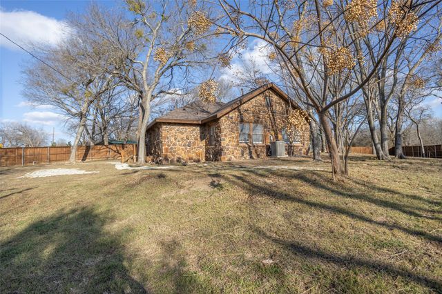 4875 E Williams Spring Road, Fort Worth, TX 76135