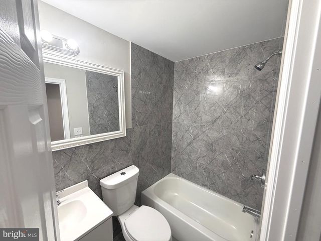 7735 TEMPLE RD, Philadelphia, PA 19150