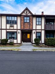 451 Sierra Vista Lane, Valley Cottage, NY 10989