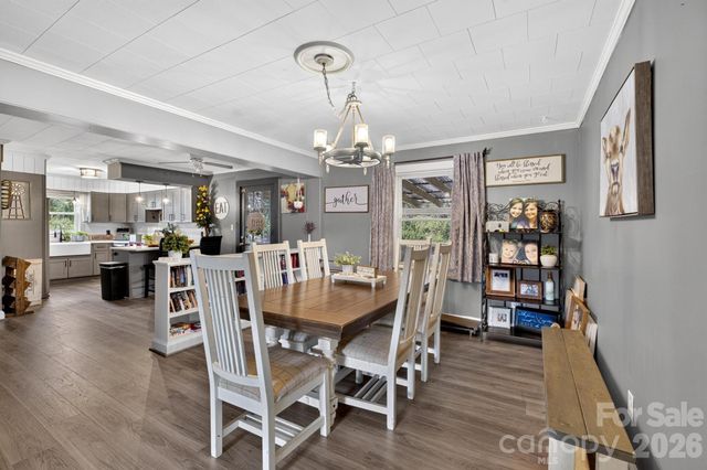 418 Powell Circle NE, Lenoir, NC 28645