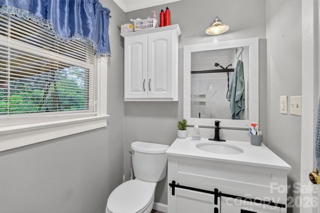 418 Powell Circle NE, Lenoir, NC 28645