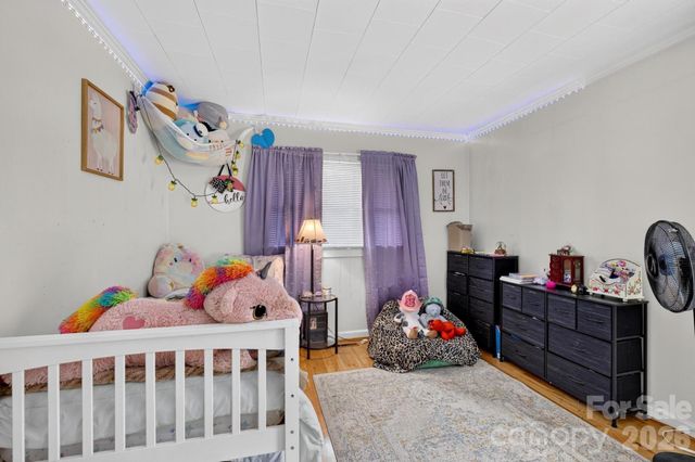 418 Powell Circle NE, Lenoir, NC 28645