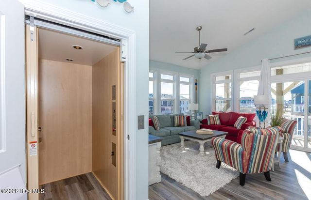 1502 Wahoo Street, N Topsail Beach, NC 28460