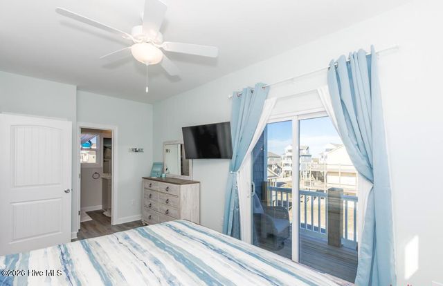 1502 Wahoo Street, N Topsail Beach, NC 28460