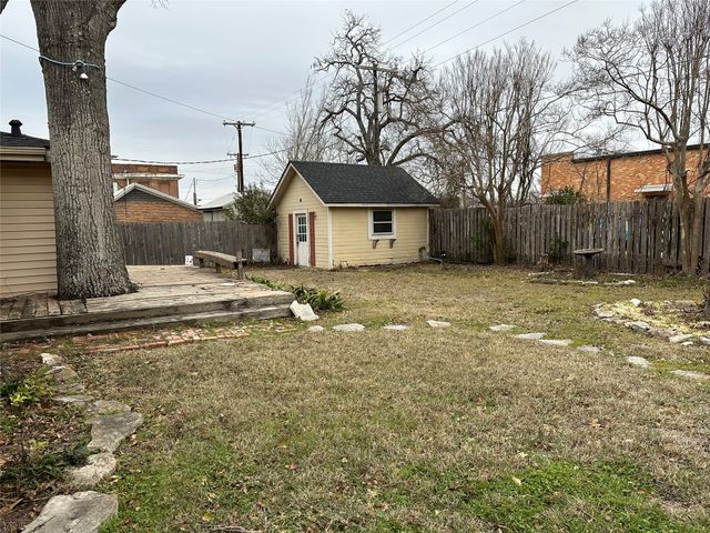 509 E Main Street, Mexia, TX 76667
