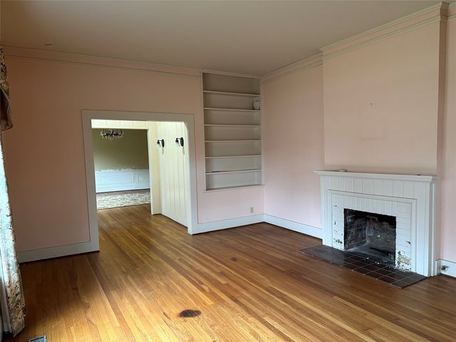 509 E Main Street, Mexia, TX 76667