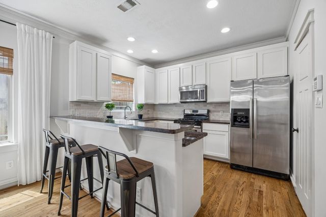 5924 Petty Street 3C, Houston, TX 77007