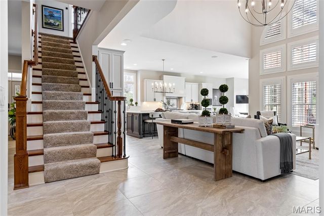 1215 Devonworth Drive, Town And Country, MO 63017