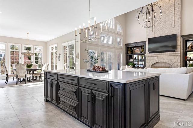 1215 Devonworth Drive, Town And Country, MO 63017