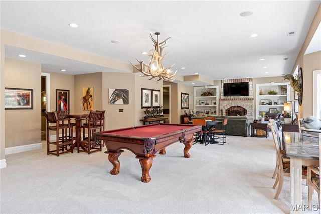 1215 Devonworth Drive, Town And Country, MO 63017