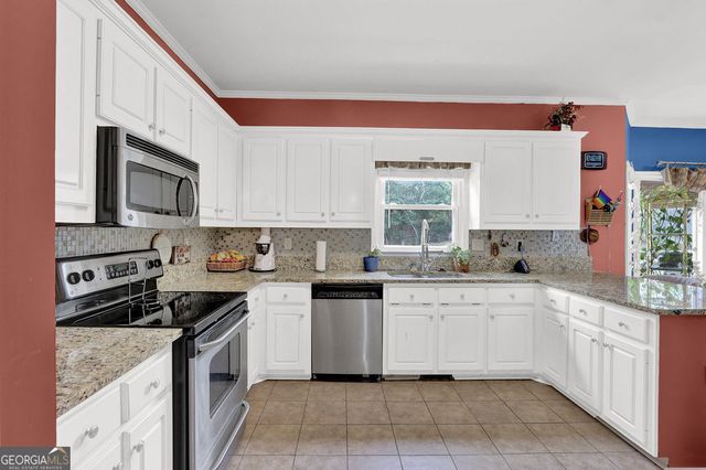 320 Riverbirch Lane, Lawrenceville, GA 30044