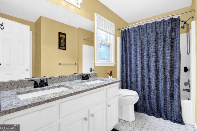 320 Riverbirch Lane, Lawrenceville, GA 30044