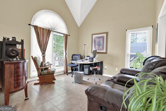 320 Riverbirch Lane, Lawrenceville, GA 30044