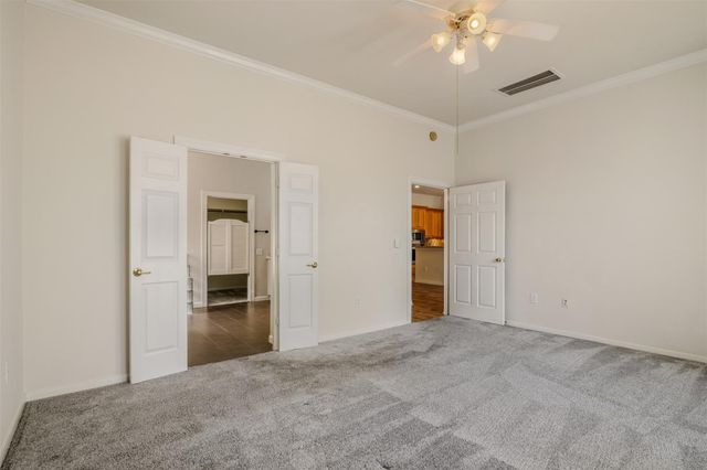 34 Sovereign Way, Conroe, TX 77384