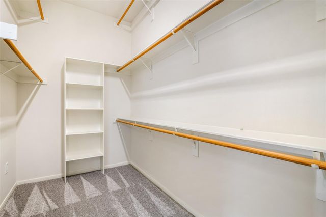 34 Sovereign Way, Conroe, TX 77384