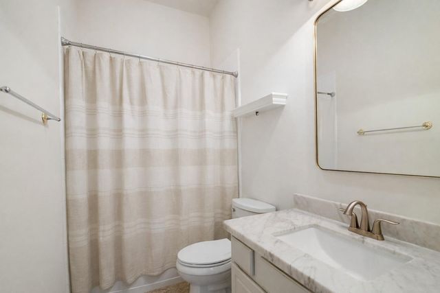 34 Sovereign Way, Conroe, TX 77384