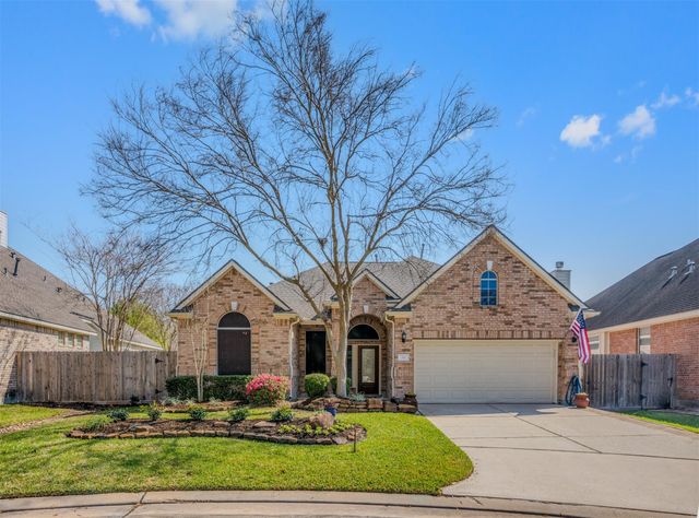 34 Sovereign Way, Conroe, TX 77384