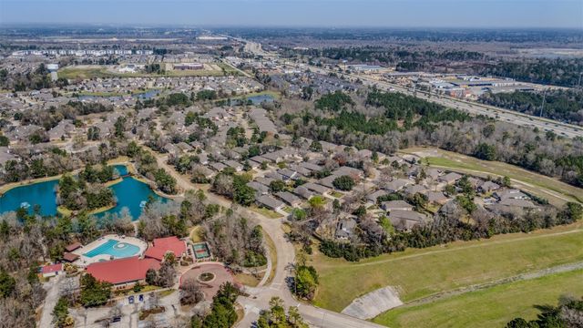 34 Sovereign Way, Conroe, TX 77384