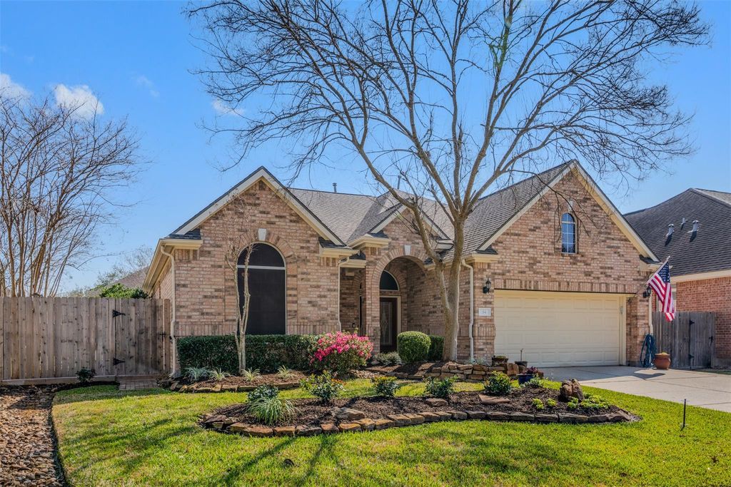 34 Sovereign Way, Conroe, TX 77384