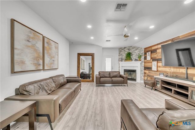 5577 Perdita Drive, Belton, TX 76513