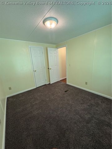 393 Sams Fork Road, Hurricane, WV 25526