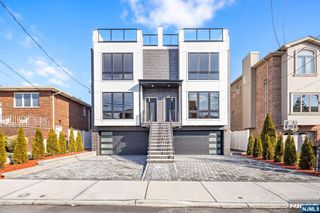 227 Wayne Avenue, Cliffside Park, NJ 07010