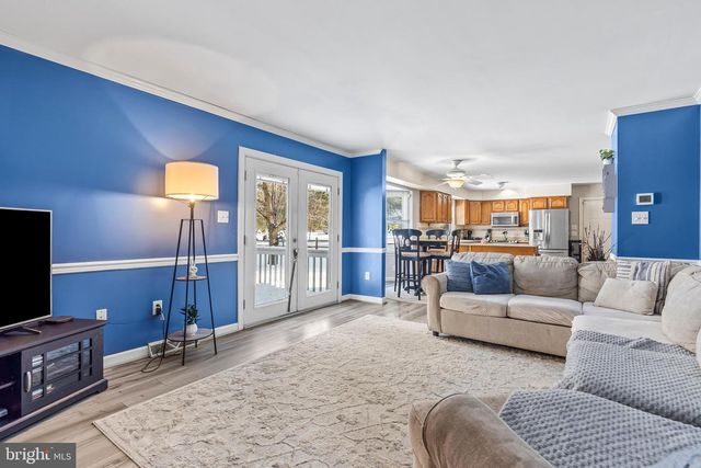 55 ISAIAH LN, Falling Waters, WV 25419