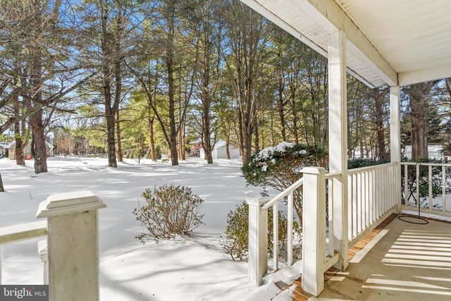 55 ISAIAH LN, Falling Waters, WV 25419