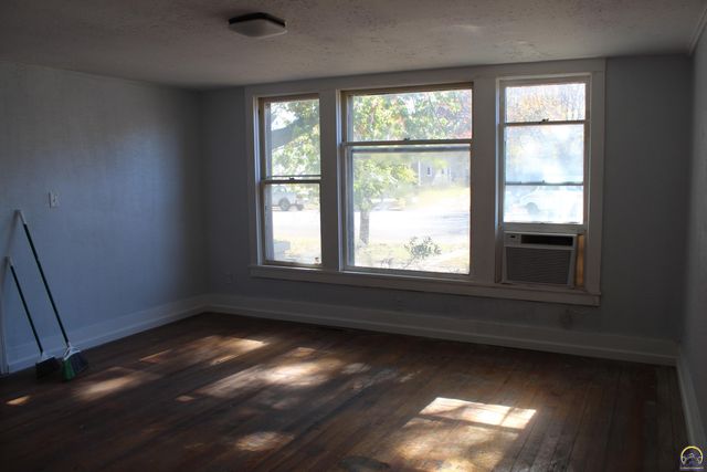 618 Main ST, Osage City, KS 66523